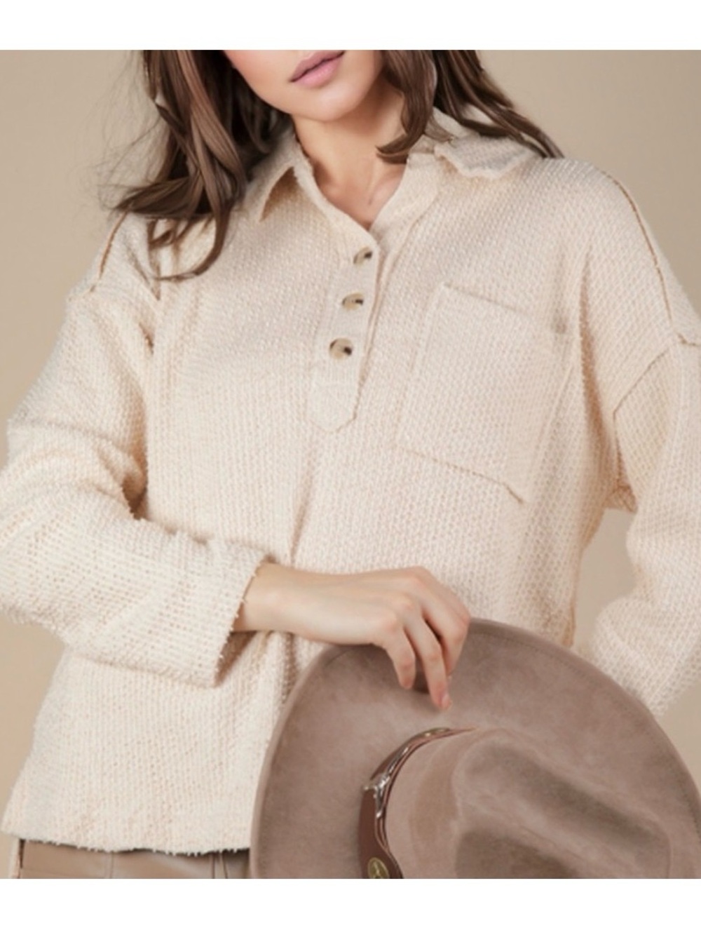 Very J Textured top cream NWT med and large